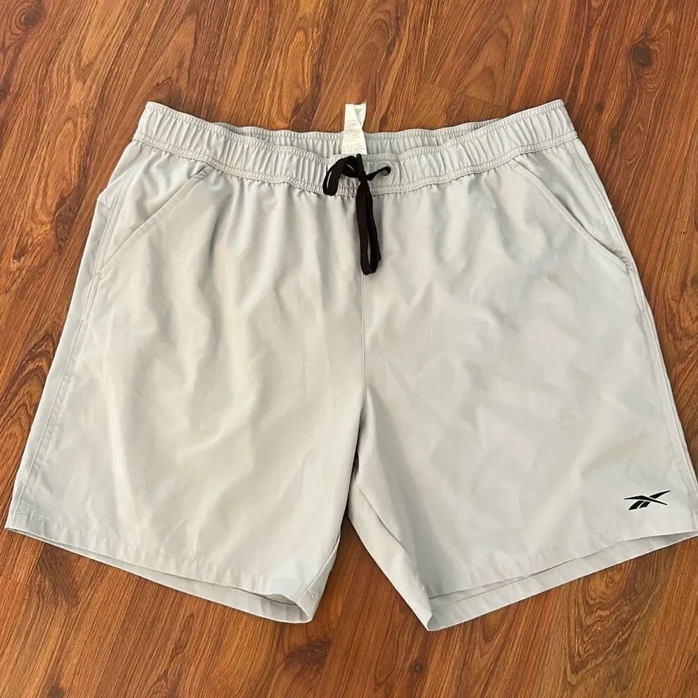 NWOT Reebok men's gray volley swim shorts quick dry size L